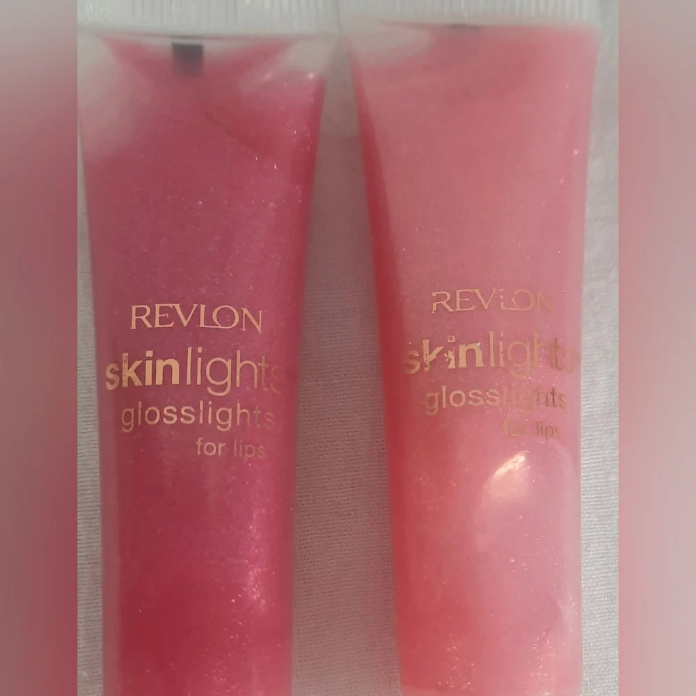 Revlon Skinlights Glosslights Lip Gloss Lot Of 2 Amethyst 03 And Rose Quartz 02